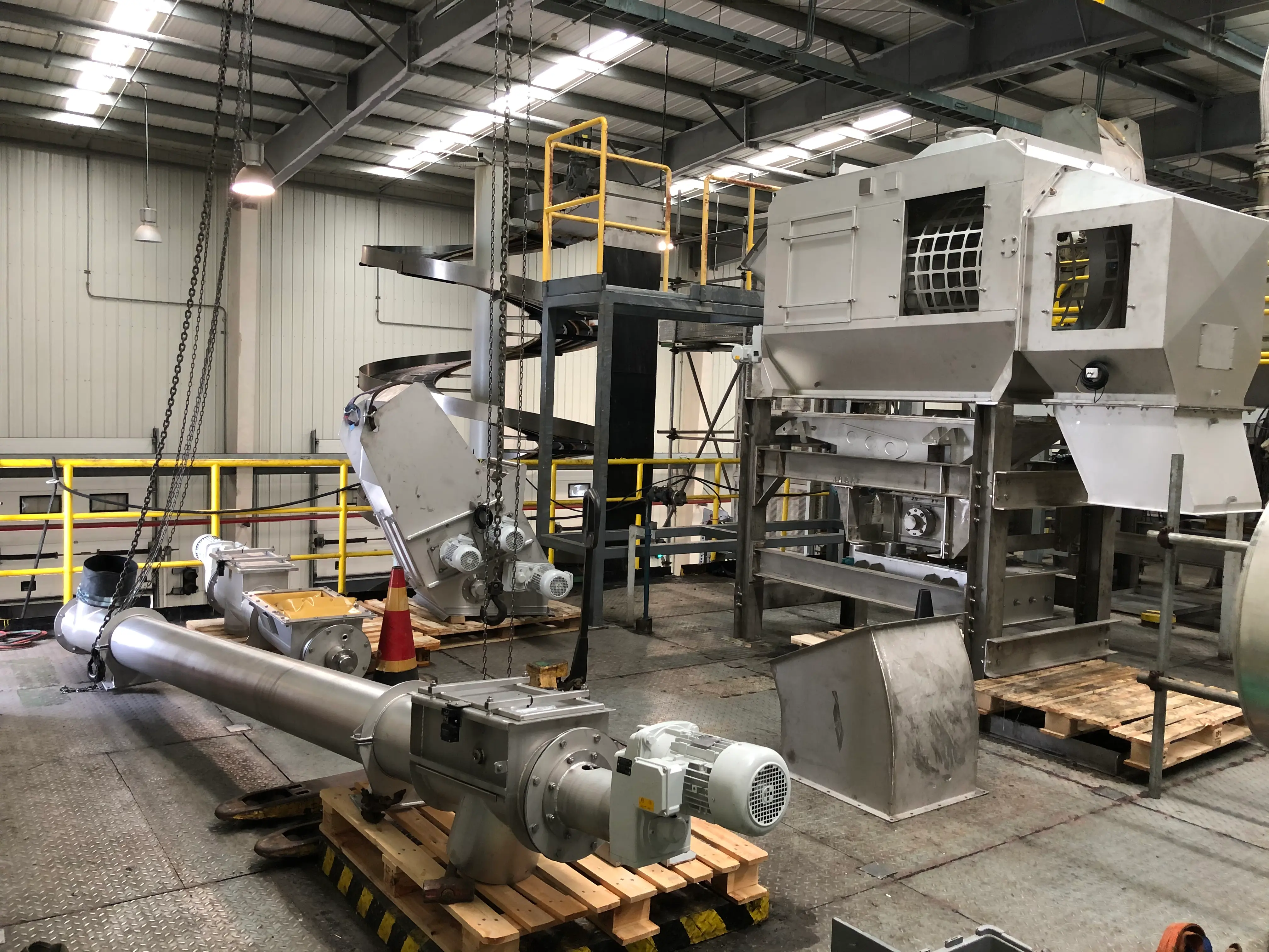 Automatic bag unpacking machine hero image